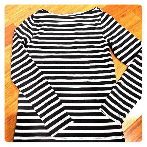 GAP Tops - Women's Long Sleeve Tee